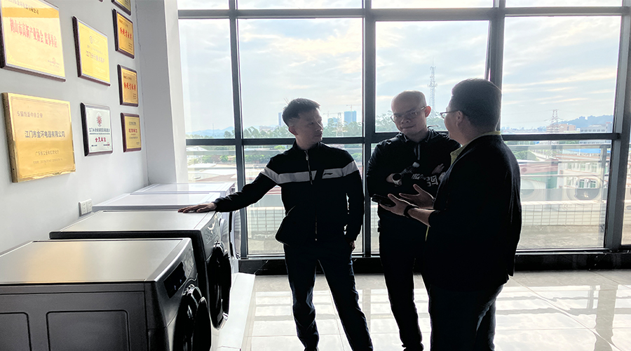 廣交會熱度延續(xù)，金環(huán)電器再迎考察團(tuán)